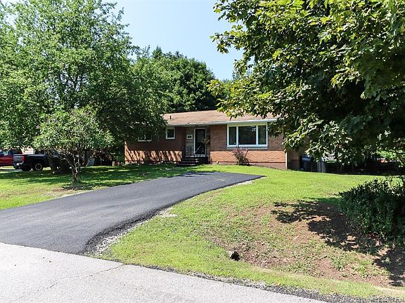 2nd image of 105 Longbow Pl