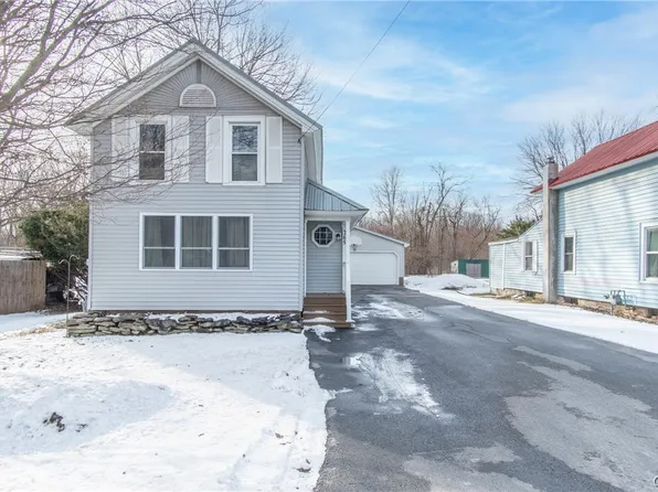 265 Hunt St, Watertown, NY 13601