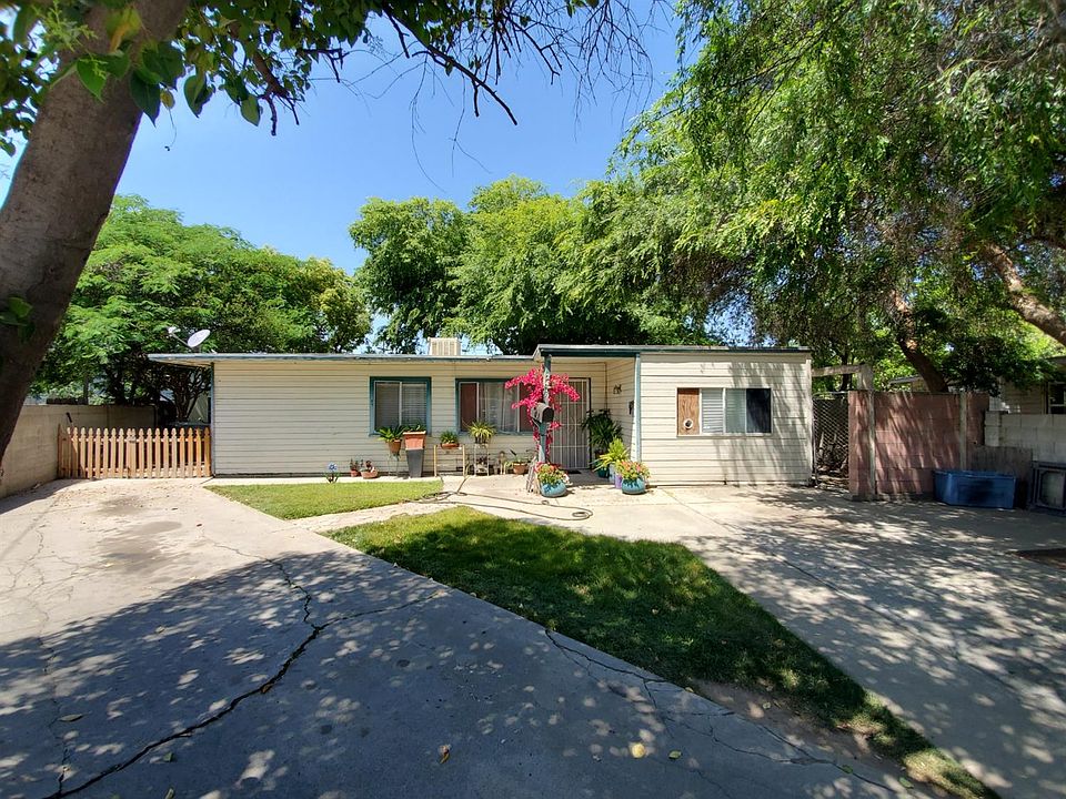 1st image of 2419 E Carmen Ave