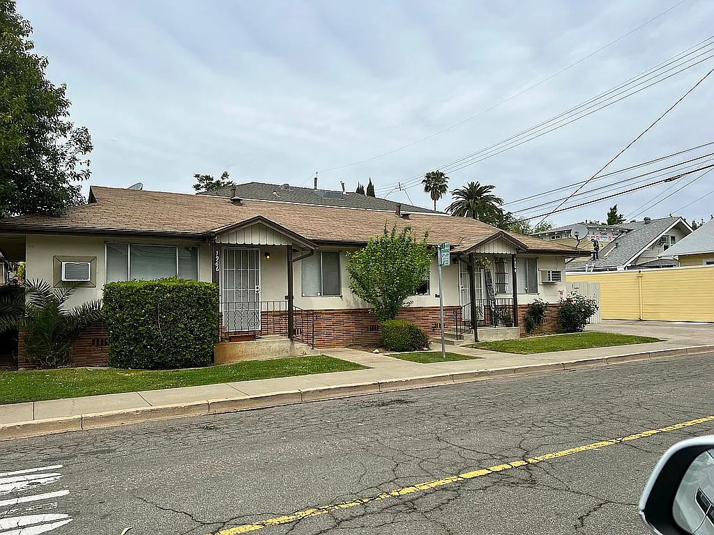 1964 32nd St photo 1
