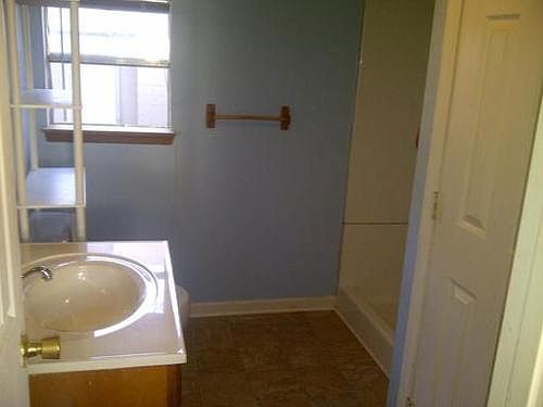 4th image of 25A Arch St