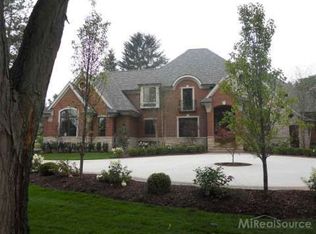 4400 Squirrel Rd, Bloomfield Hills, MI 48304