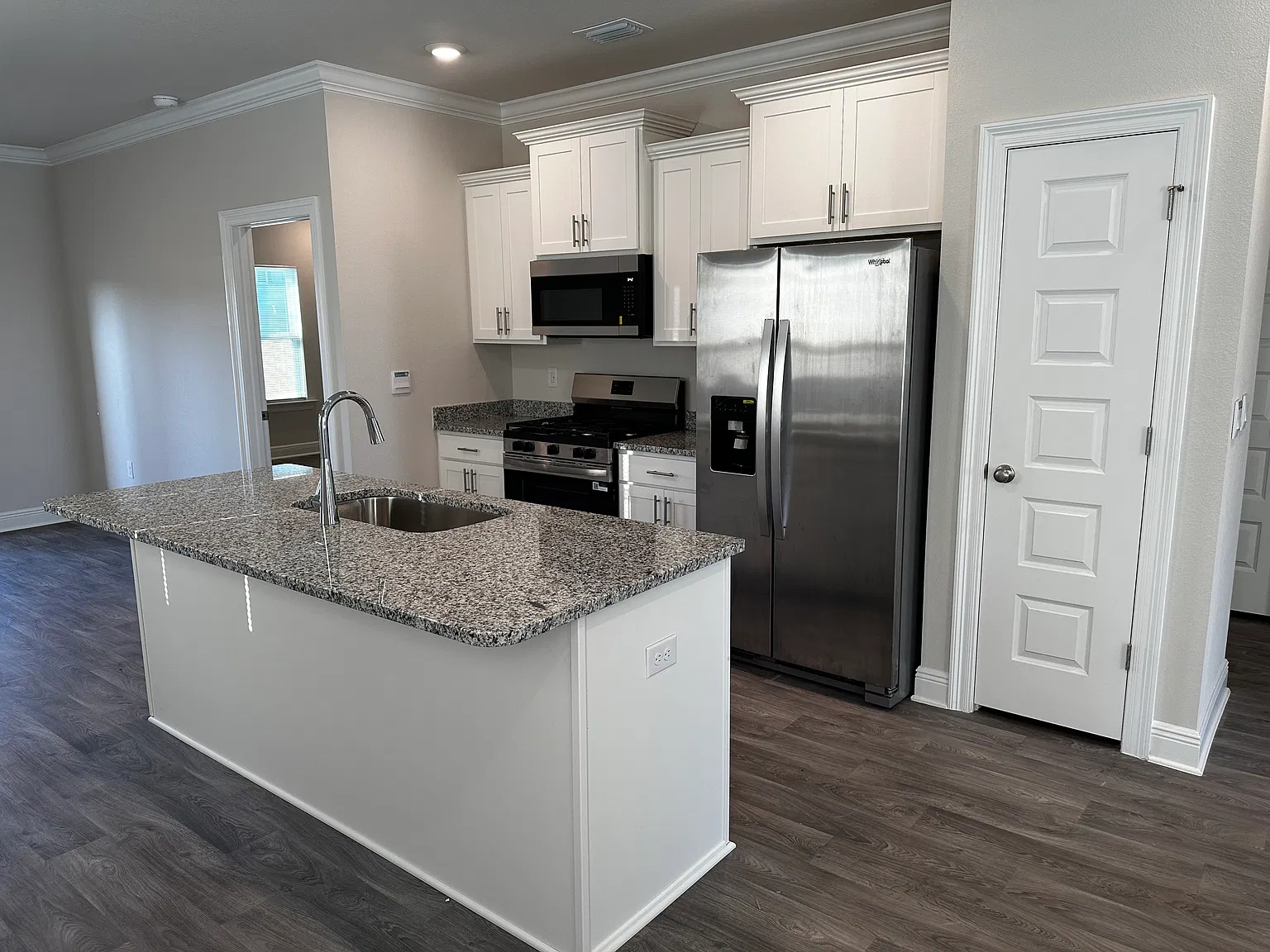 Available Now! Newly Built 3 Bedroom / 2 Bath In Spanish Fort! — Photo 4