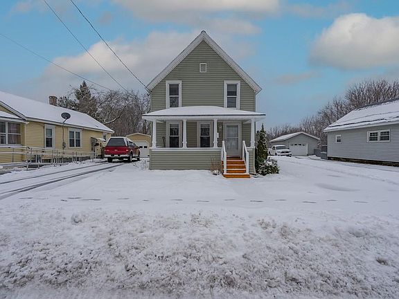 2nd image of 132 E Division St