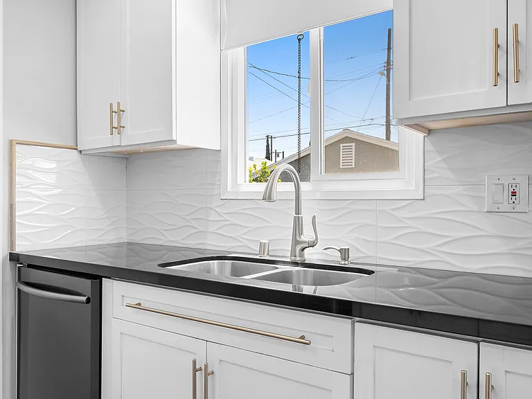 11793 Glencrest Dr — Photo 13