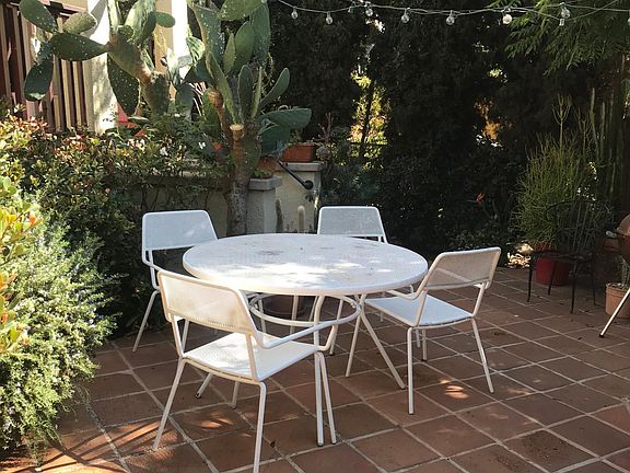 4th image of 1658 Echo Park Ave