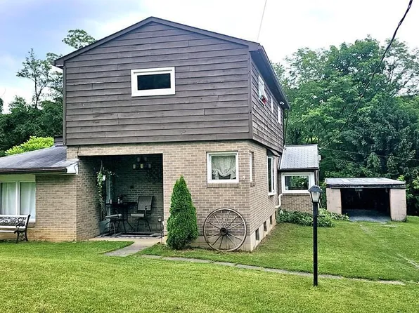 142 Petoria Dr, Hollsopple, PA 15936