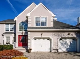 17 Brailley Ln, Hazlet, NJ 07730