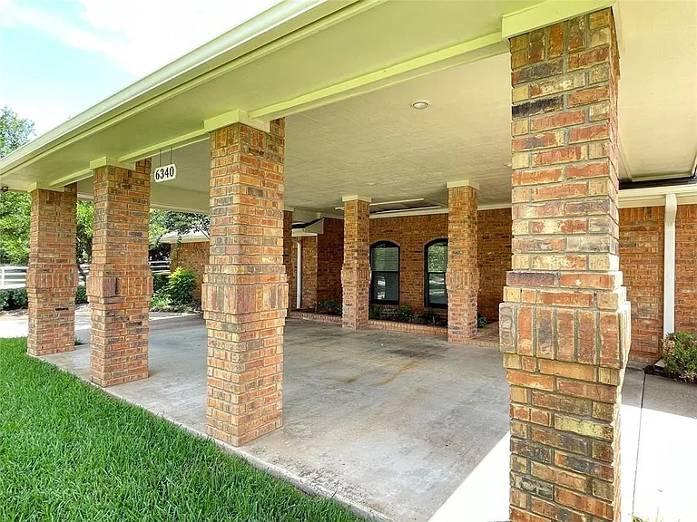 6340 Grauton Dr — Photo 2