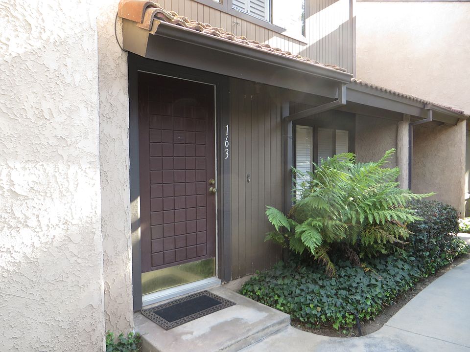 1st image of 163 S Hollenbeck Ave