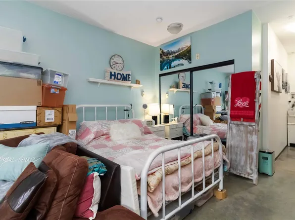 932 Johnson St #108, Victoria, BC V8V 3N4