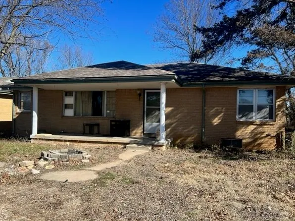 3502 S Pike Rd, Winfield, KS 67156