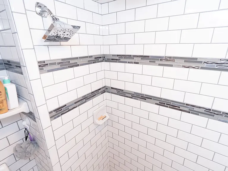 The shower in the 3rd floor.
