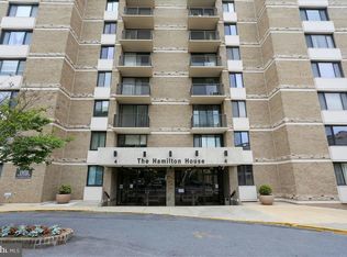 4 Monroe Pl #811, Rockville, MD 20850