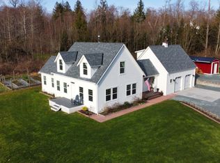 6878 Ershig Rd, Bow, WA 98232