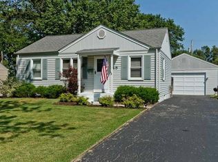 145 Saint Luke Dr, Florissant, MO 63031