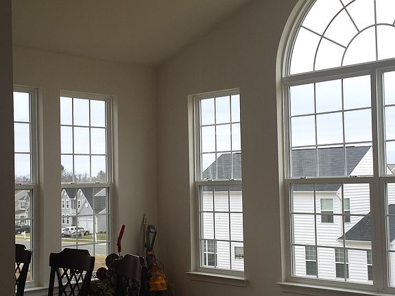 3rd image of 35527 Saint James Dr