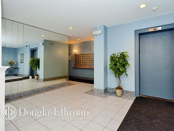 4th image of 30 E Hartsdale Ave APT 4K