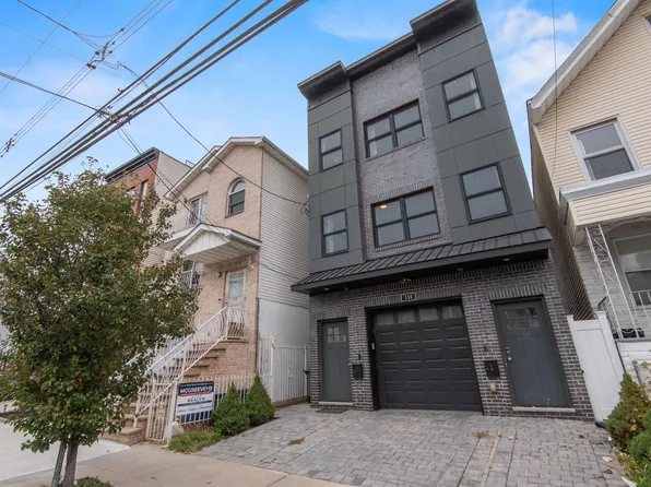 114 Bleecker Street image 22 of 24