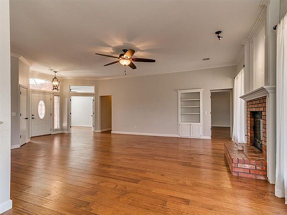 5th image of 1805 SE 1st St