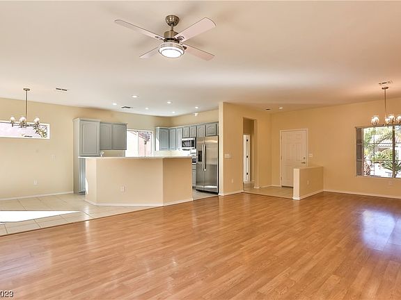 2nd image of 2352 Great Elk Dr