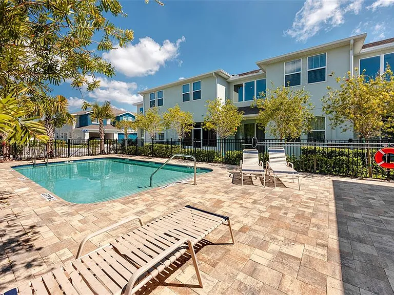1510 Figleaf Ln — Photo 23