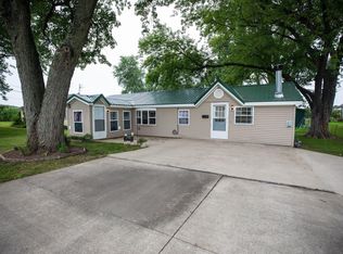 106 Fribley St, Bourbon, IN 46504