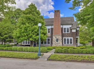 1002 W Armory St, Champaign, IL 61821