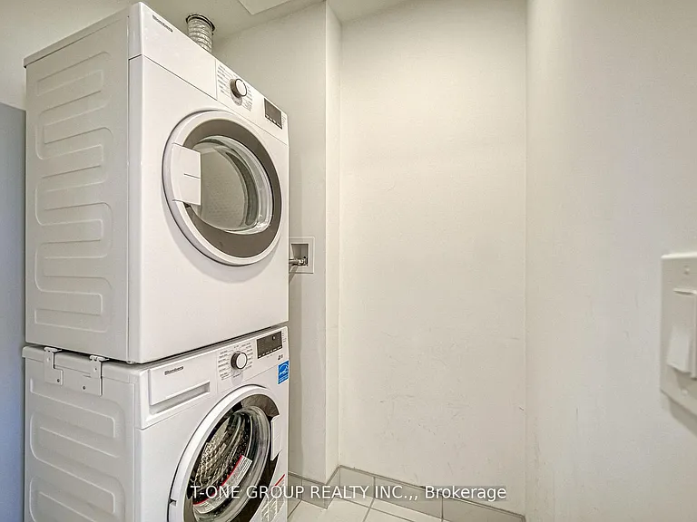 395 Bloor St E #3407 — Photo 13