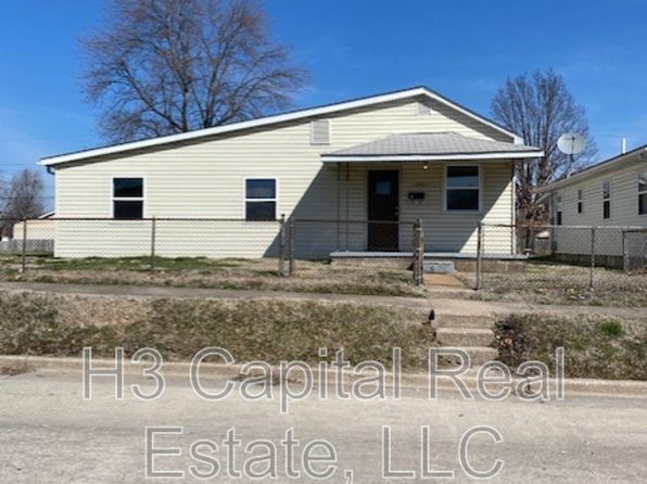 2011 Harris St UNIT C, Madison, IL 62060