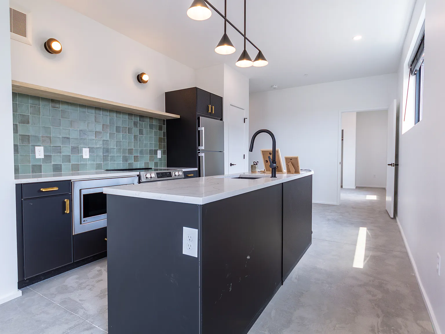 434 Santa Fe Drive - 202 — Photo 2