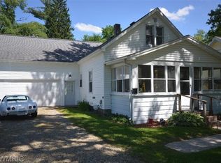 3307 Lowden St, Kalamazoo, MI 49008