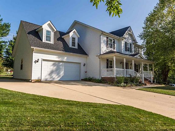 4th image of 1300 W Eagleview Dr