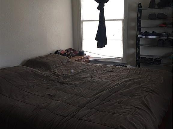 5th image of 1709 Rosemont St