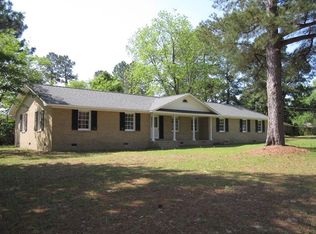 404 Darlington St, Manning, SC 29102