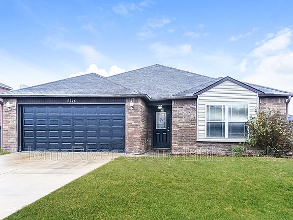 2nd image of 5916 Pin Oak Ln