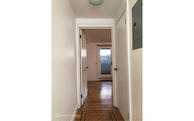 Rented by Douglas Elliman | media 22