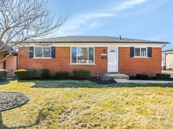 33261 Winchester St, Westland, MI 48185