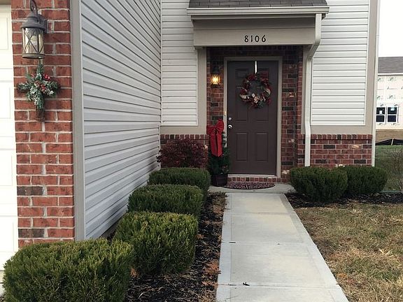 4th image of 8106 Grove Berry Dr