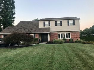 761 Ridge Ln, Warminster, PA 18974