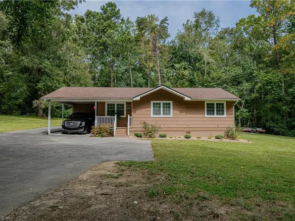 1139 Greenwood Dr, Burlington, NC 27217