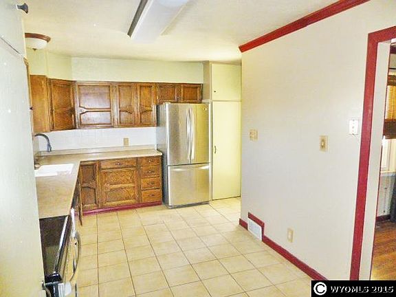 5th image of 1132 4th West Ave
