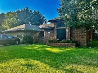 2037 Duck Creek Rd, Sanger, TX 76266