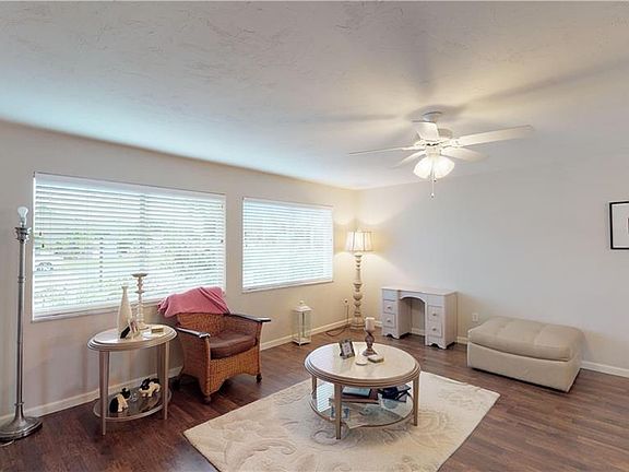 4th image of 6809 Carmelle Dr