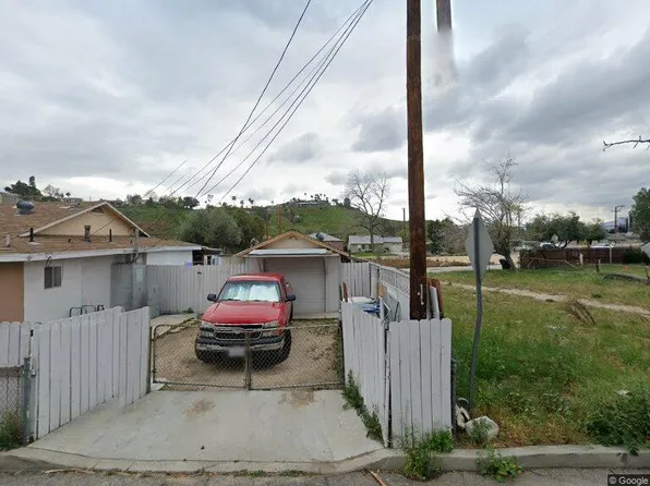 3884 N Mountain View Ave, San Bernardino, CA 92405