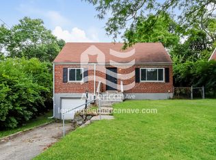 3464 Robinet Dr, Cincinnati, OH 45238