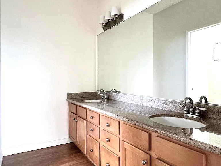 Master Bedroom dual sinks