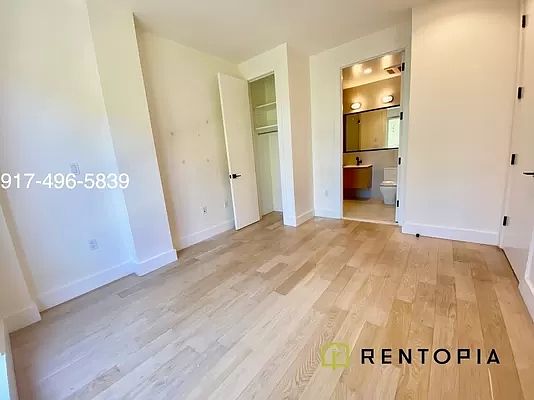 5th image of 961 Willoughby Ave #409