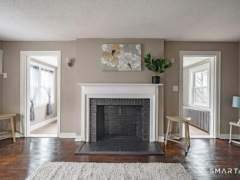 73 Silver St — Photo 6