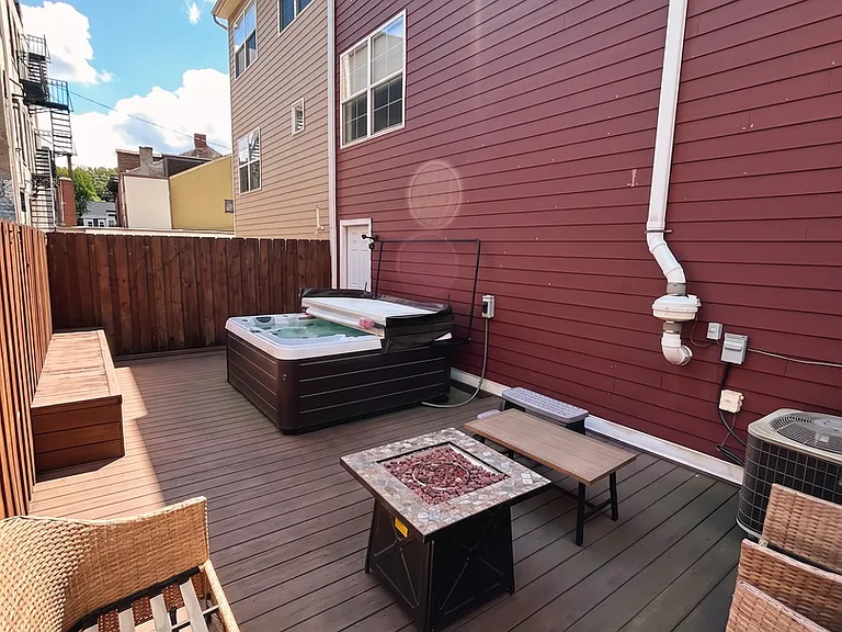 826 Spring Garden Ave — Photo 24